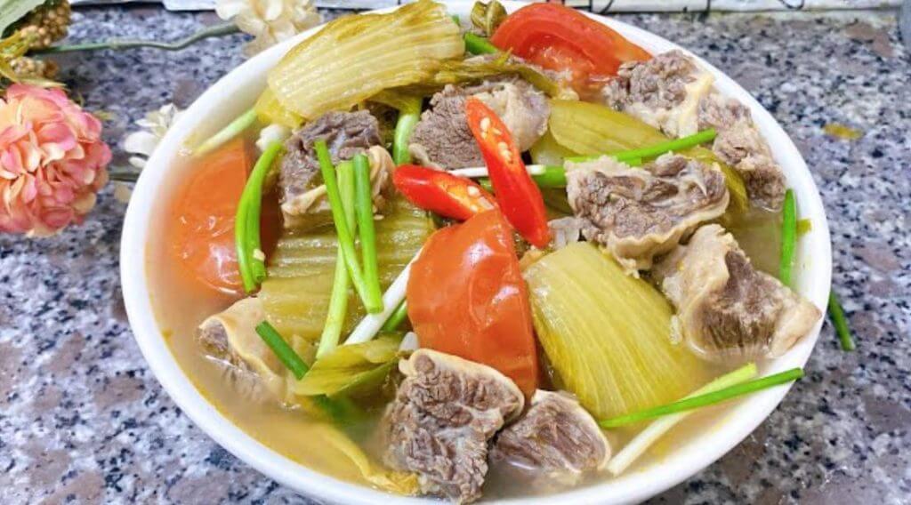Món bò nấu dưa chua cực kỳ dễ chế biến