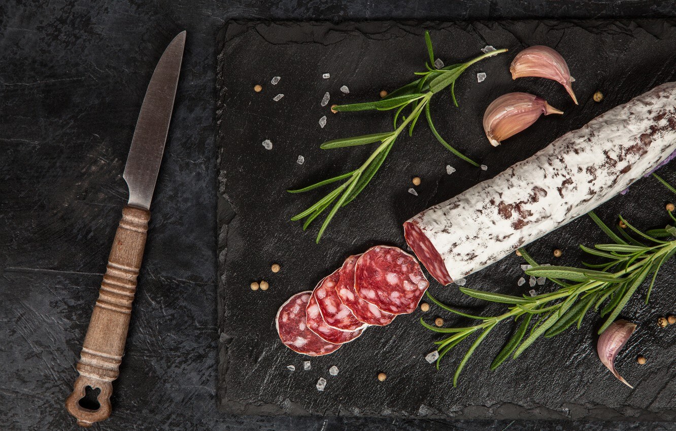 Salami Mốc Fuet Nga – Xúc Xích Khô Cao Cấp Chuẩn Âu
